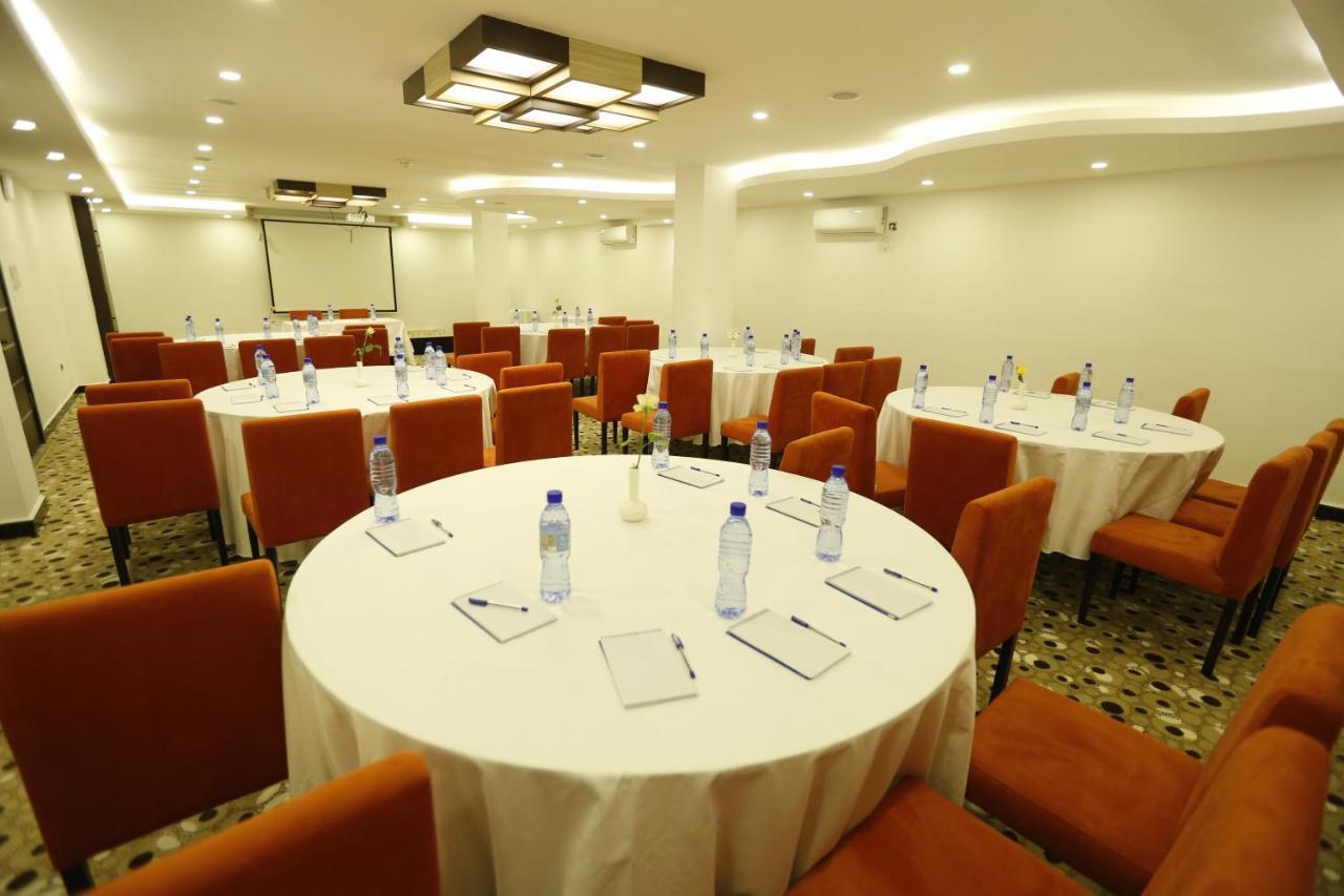 אדיס אבבה Cassiopeia Hotel מראה חיצוני תמונה