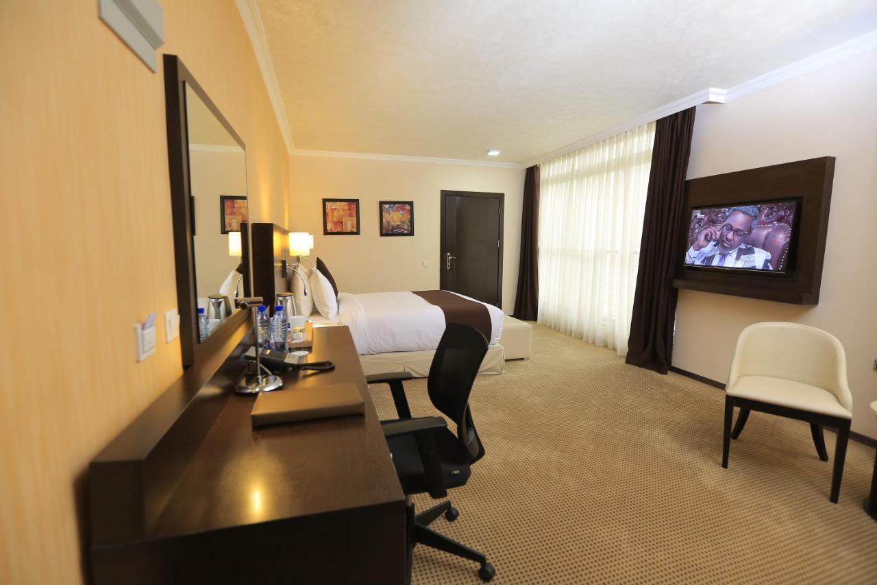 אדיס אבבה Cassiopeia Hotel מראה חיצוני תמונה