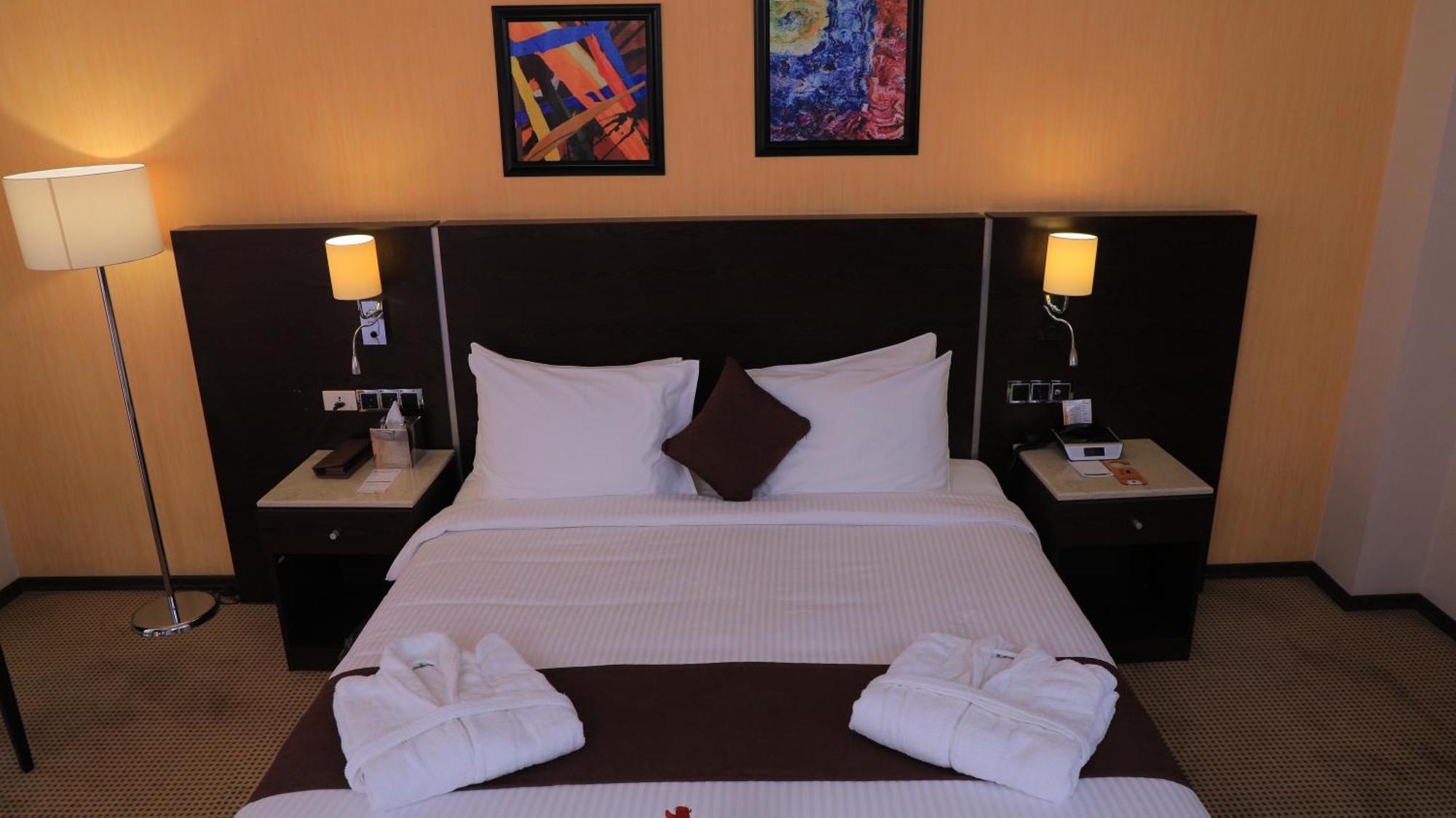 אדיס אבבה Cassiopeia Hotel מראה חיצוני תמונה