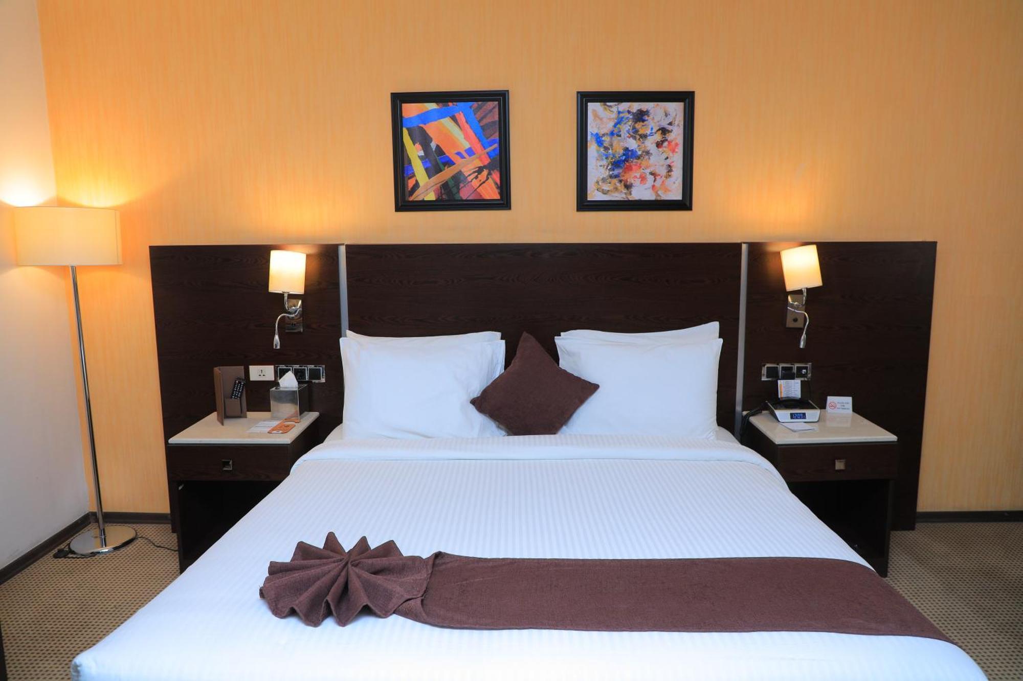 אדיס אבבה Cassiopeia Hotel מראה חיצוני תמונה