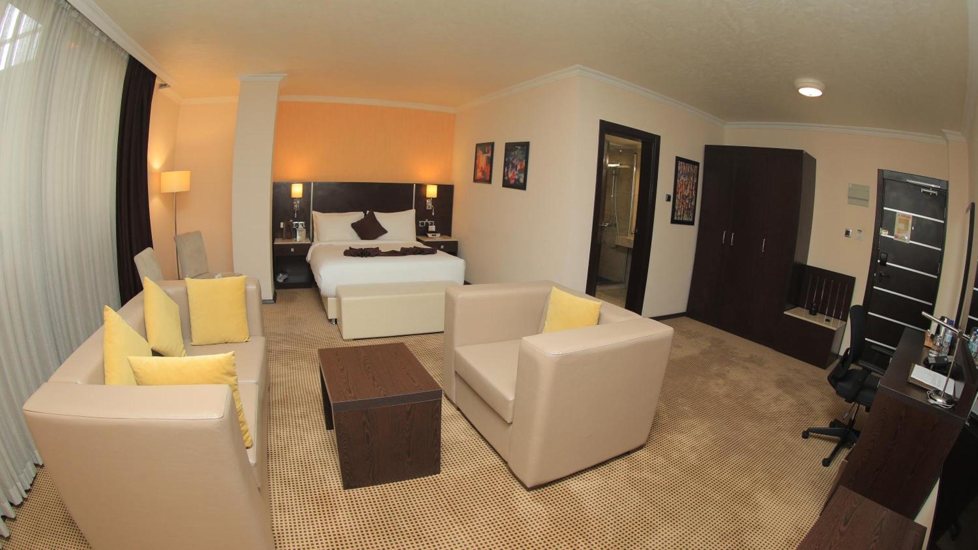 אדיס אבבה Cassiopeia Hotel מראה חיצוני תמונה
