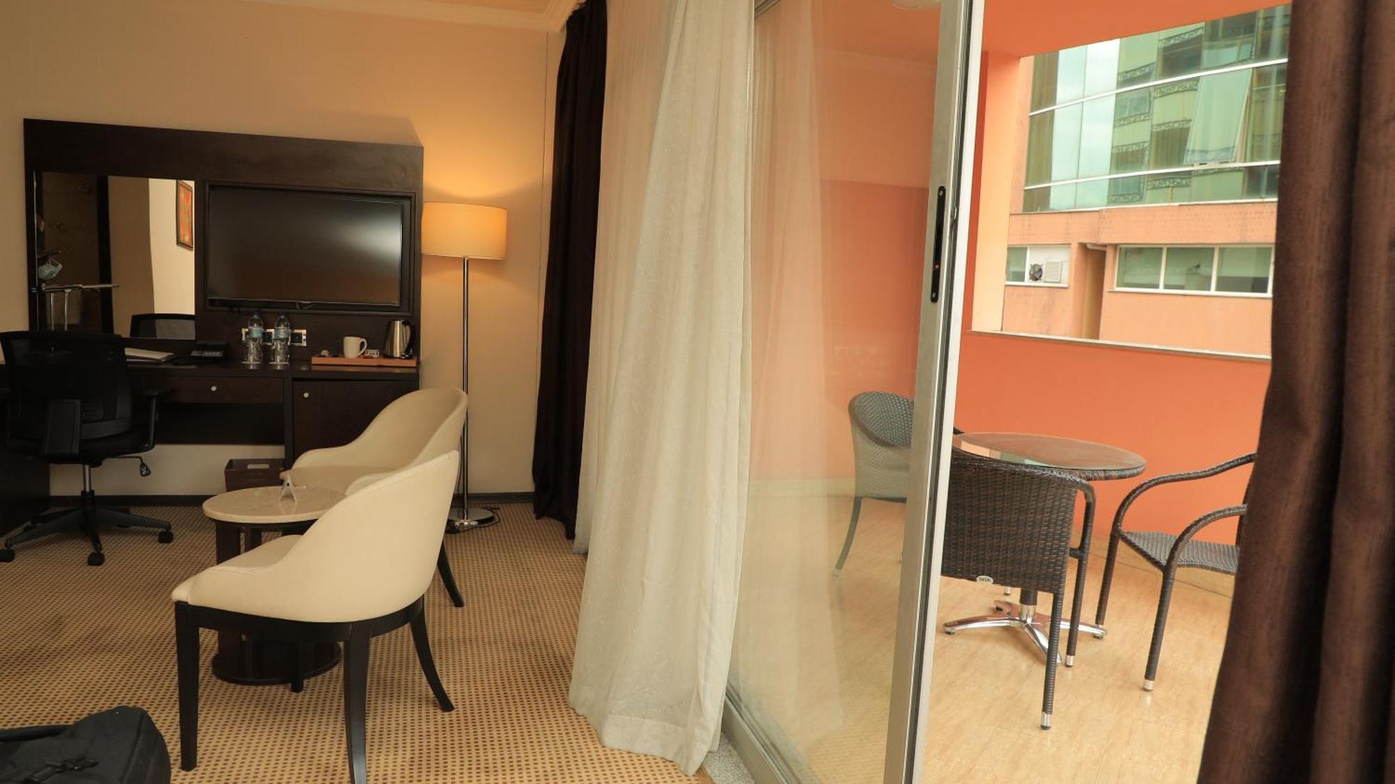 אדיס אבבה Cassiopeia Hotel מראה חיצוני תמונה